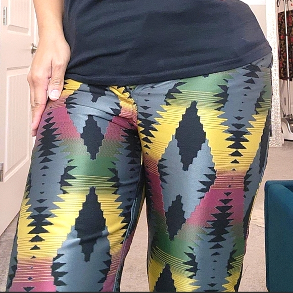 Aztec pants - Picture 8 of 8
